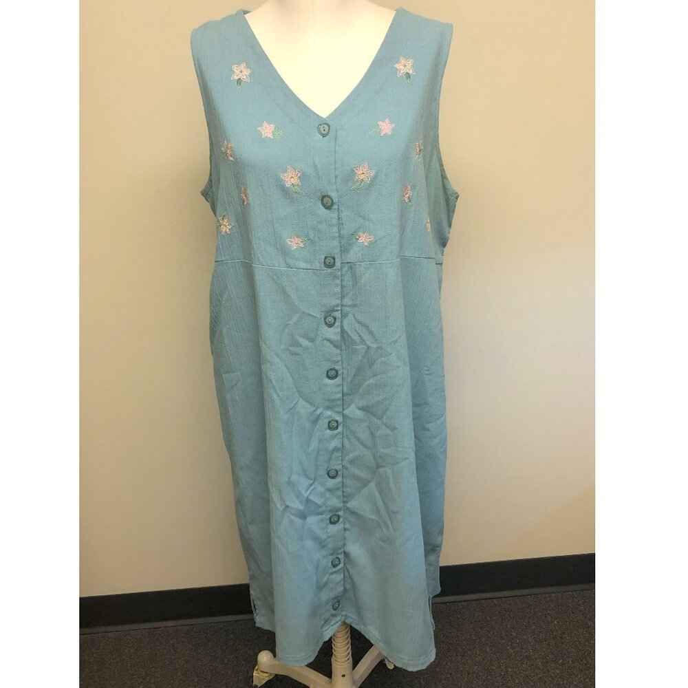 SPECIAL! Baby blue embroidered dress with pockets